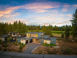 Truckee Woods - Expansive five bedroom sanctuary with inviting fire pit and outdoor space - Image 2