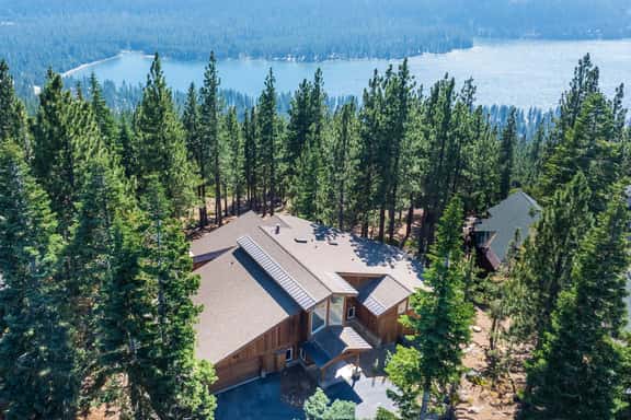 Mountain & lake-view w/ spa, wet bar, pool access - Image 1